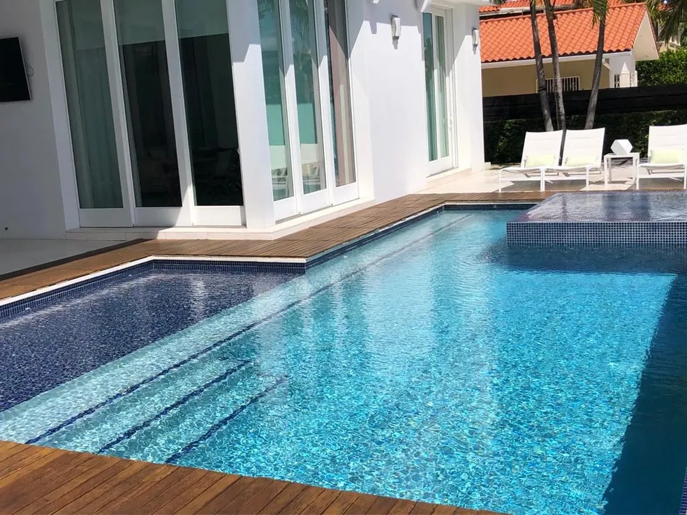 Resort-Style Pool